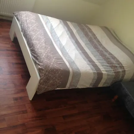 Apartment Private For 2p . *